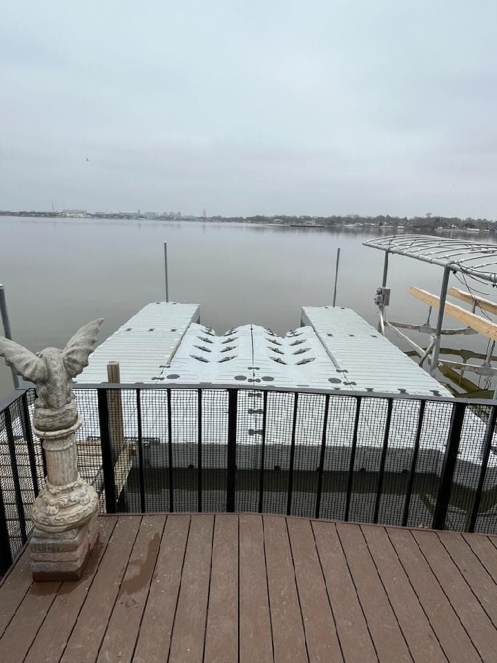 Gallery photos for Modern Dock Installation in Lincoln: Image #1