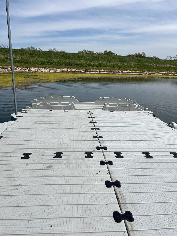 Gallery photos for Relaxation Ready: EZ Dock Installation with Kayak Launcher: Image #2