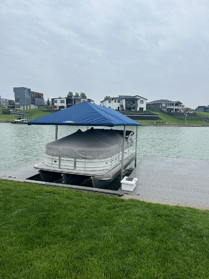 Sunstream Boat Lift and Cover Installation at Bennington Lake
