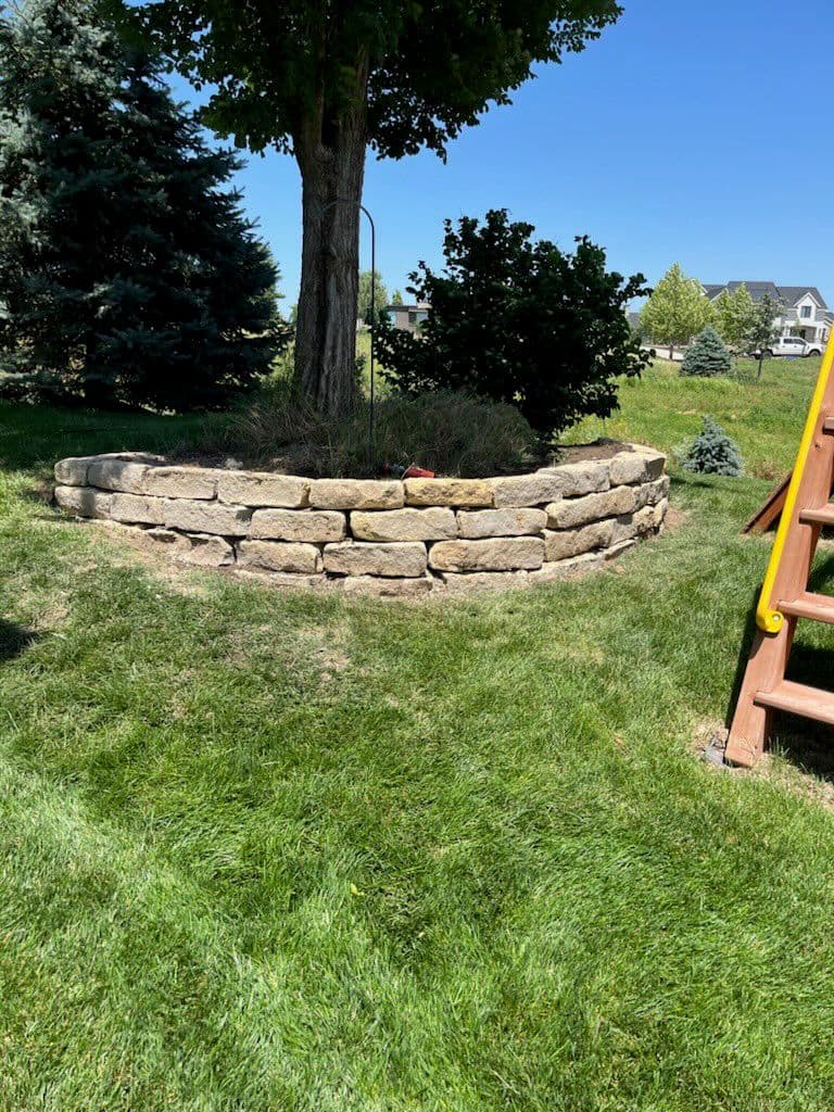 Gallery photos for Elevate Your Garden with Stunning Stone Features: Image #2